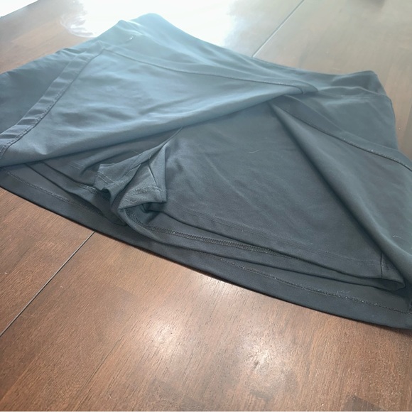 L.L.Bean Women Stretch Hiking Athletic Black Skort Large - Picture 4 of 6